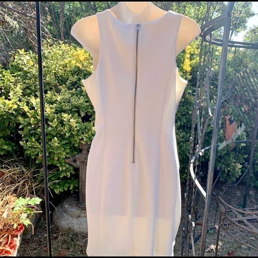 Love, Nikie Lew Dress - Picture 5 of 7